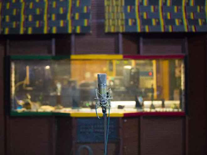 浅谈鲍勃·马利 雷鬼之声的全球回响——录音制作中的和平宣言